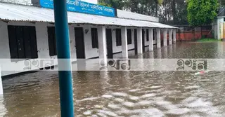 সাতক্ষীরায় অতিবৃষ্টি ও জলাবদ্ধতায় বন্ধ ৩৮ বিদ্যালয়
